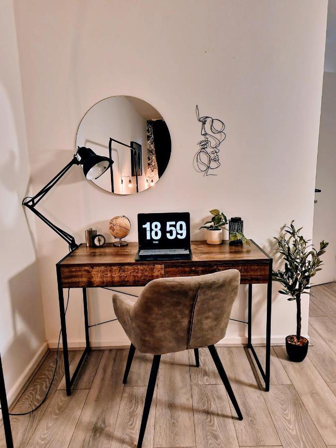 Spacious And Modern Flat In Archway Лондон Екстериор снимка