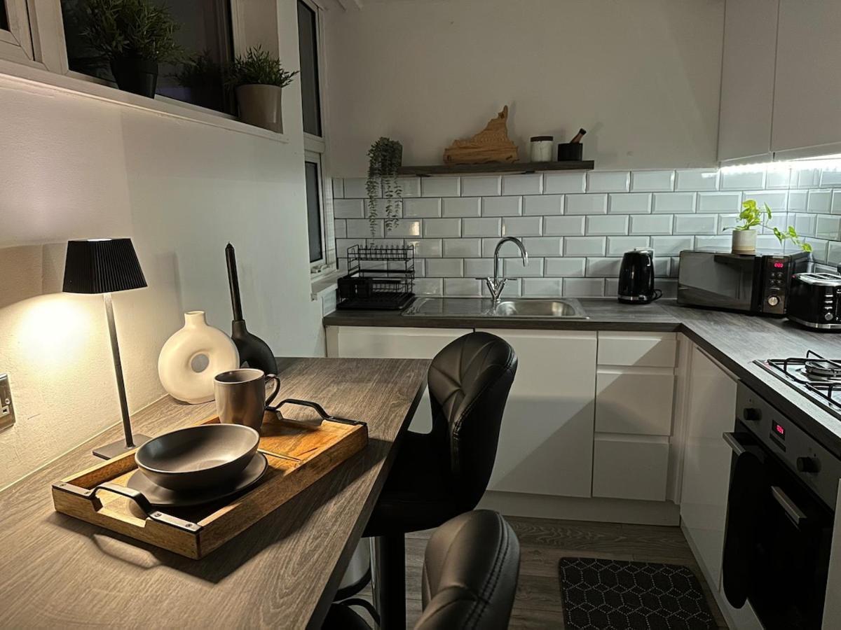 Spacious And Modern Flat In Archway Лондон Екстериор снимка