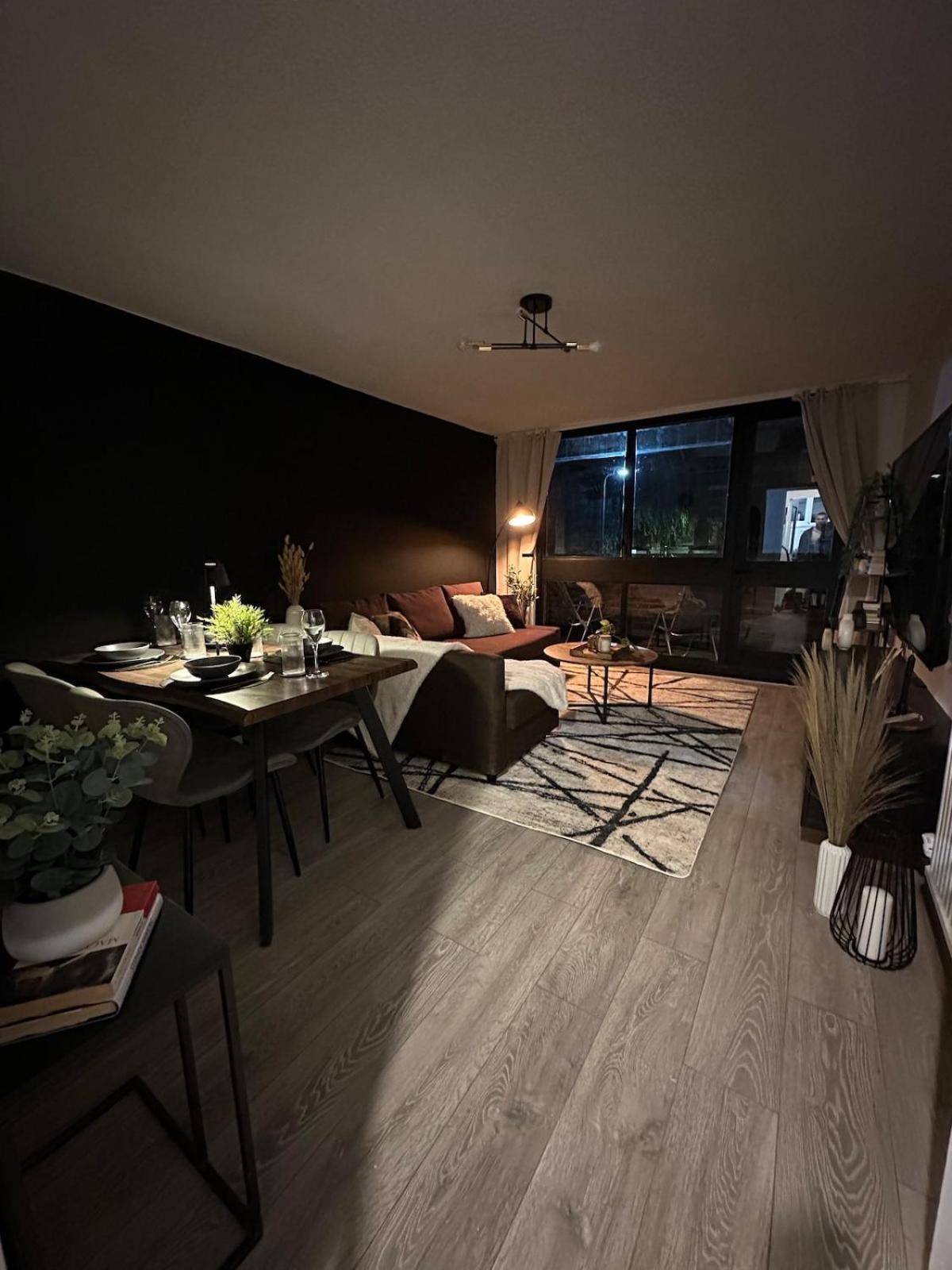 Spacious And Modern Flat In Archway Лондон Екстериор снимка
