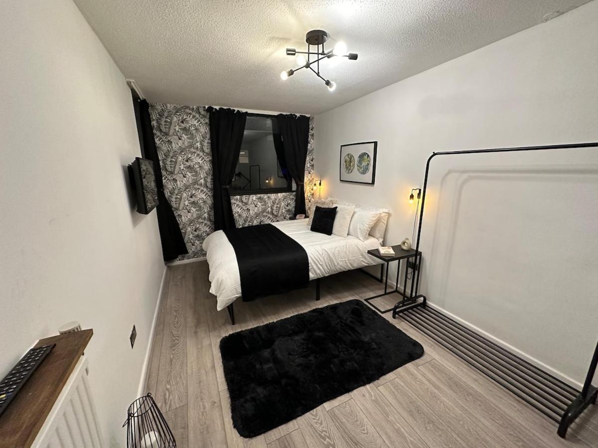 Spacious And Modern Flat In Archway Лондон Екстериор снимка